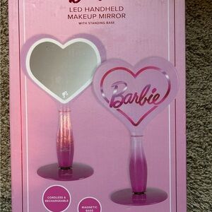 Barbie Pink Heart LED Handheld Makeup Mirror. NEW